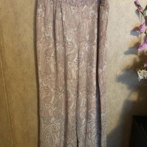 Wide legged trousers